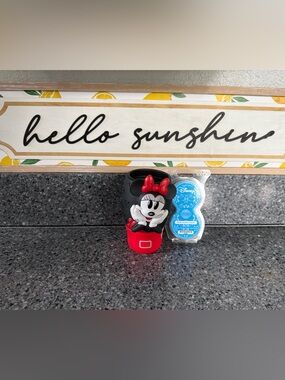 Scentsy Disney Minnie Mouse Wall Fan Diffuser with Pods